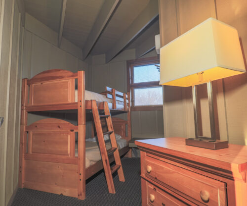 two bedroom cabin bunk beds