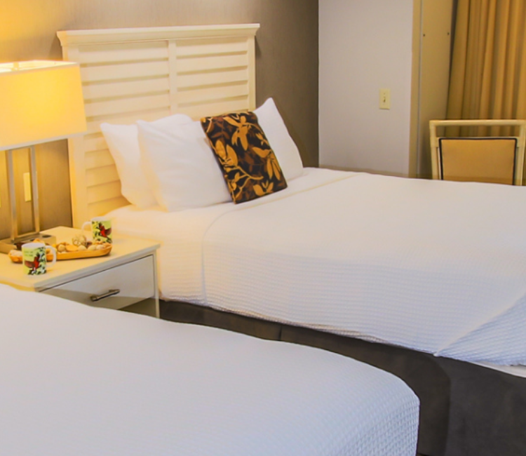 Double Queen Pool View