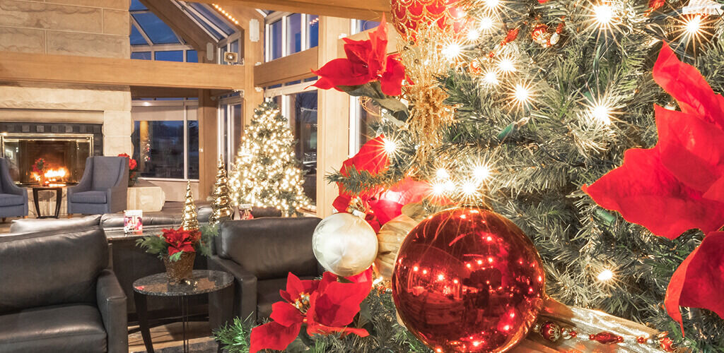 Christmas tree illuminating the Maumee Bay Lodge lobby